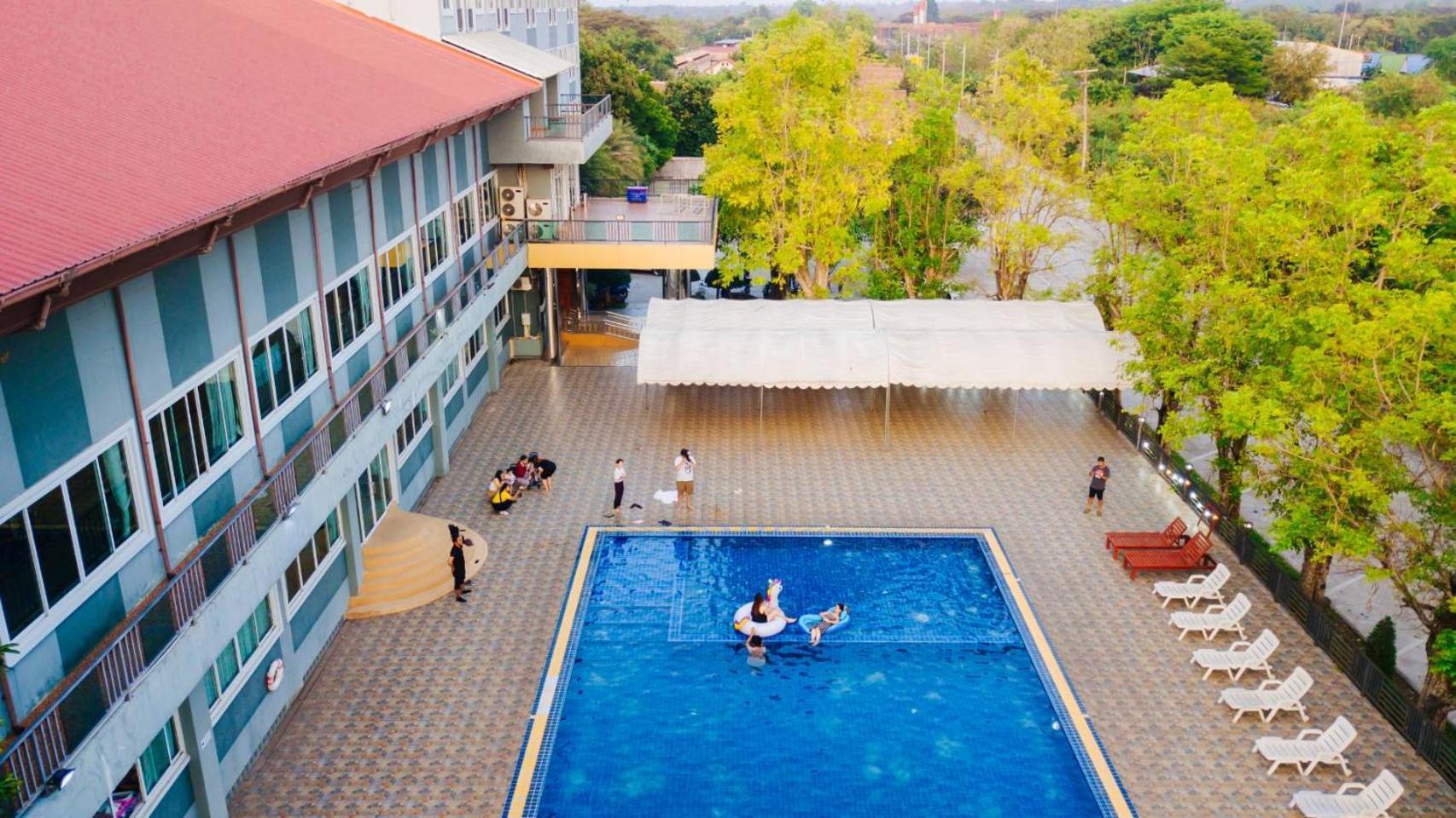 Sky View Resort Buriram Exterior foto